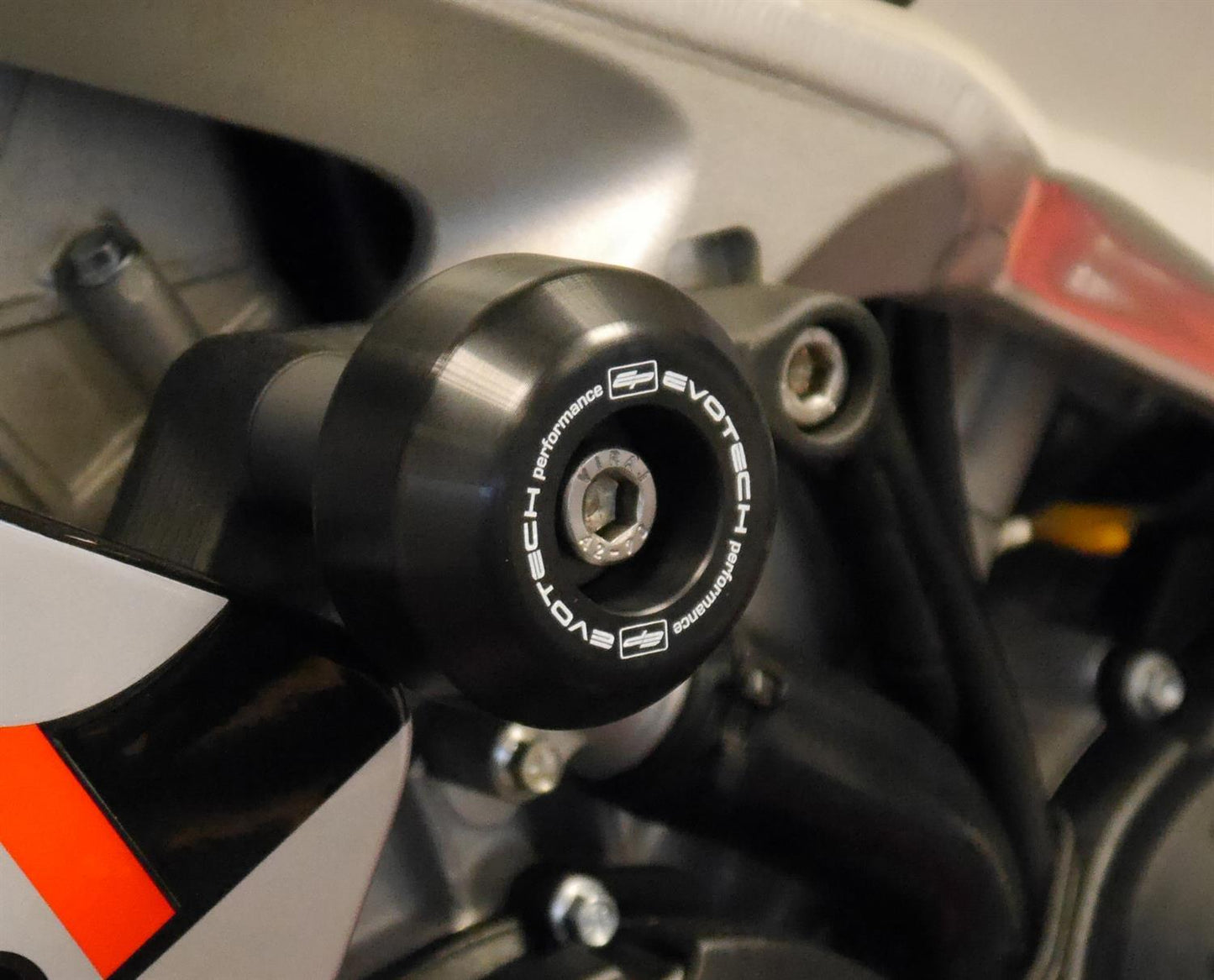 Evotech Aprilia RSV4 Crash Bobbins 2009 - 2014