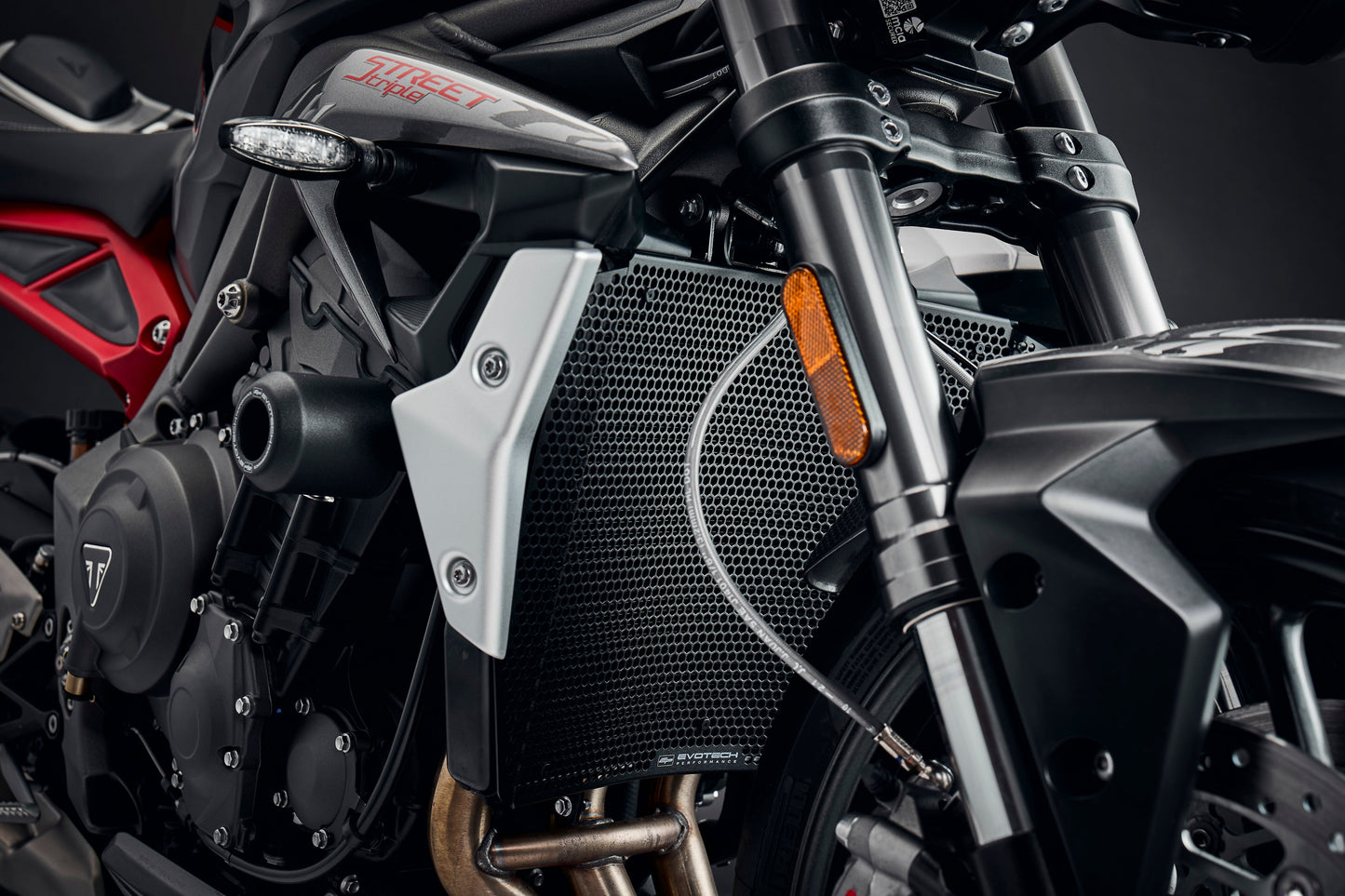 Evotech Radiator Guard - Triumph Street Triple S (660) (2020 - 2022)