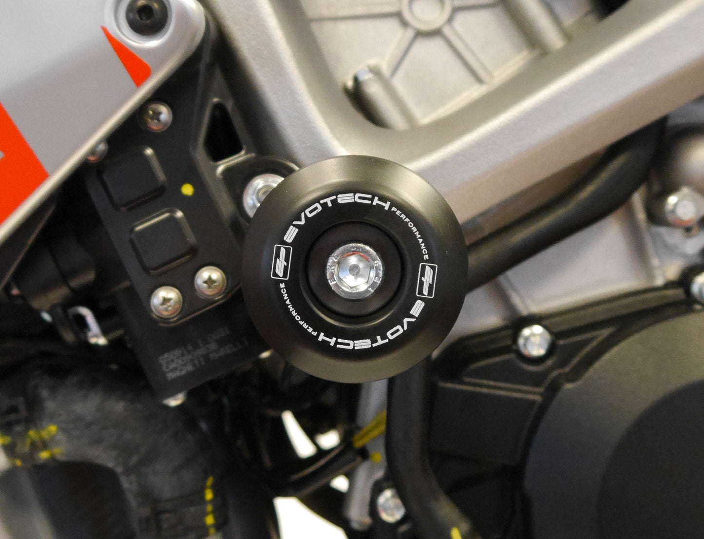 EP Aprilia Tuono V4 1100 Factory Crash Protection Bobbins 2015 - 2016
