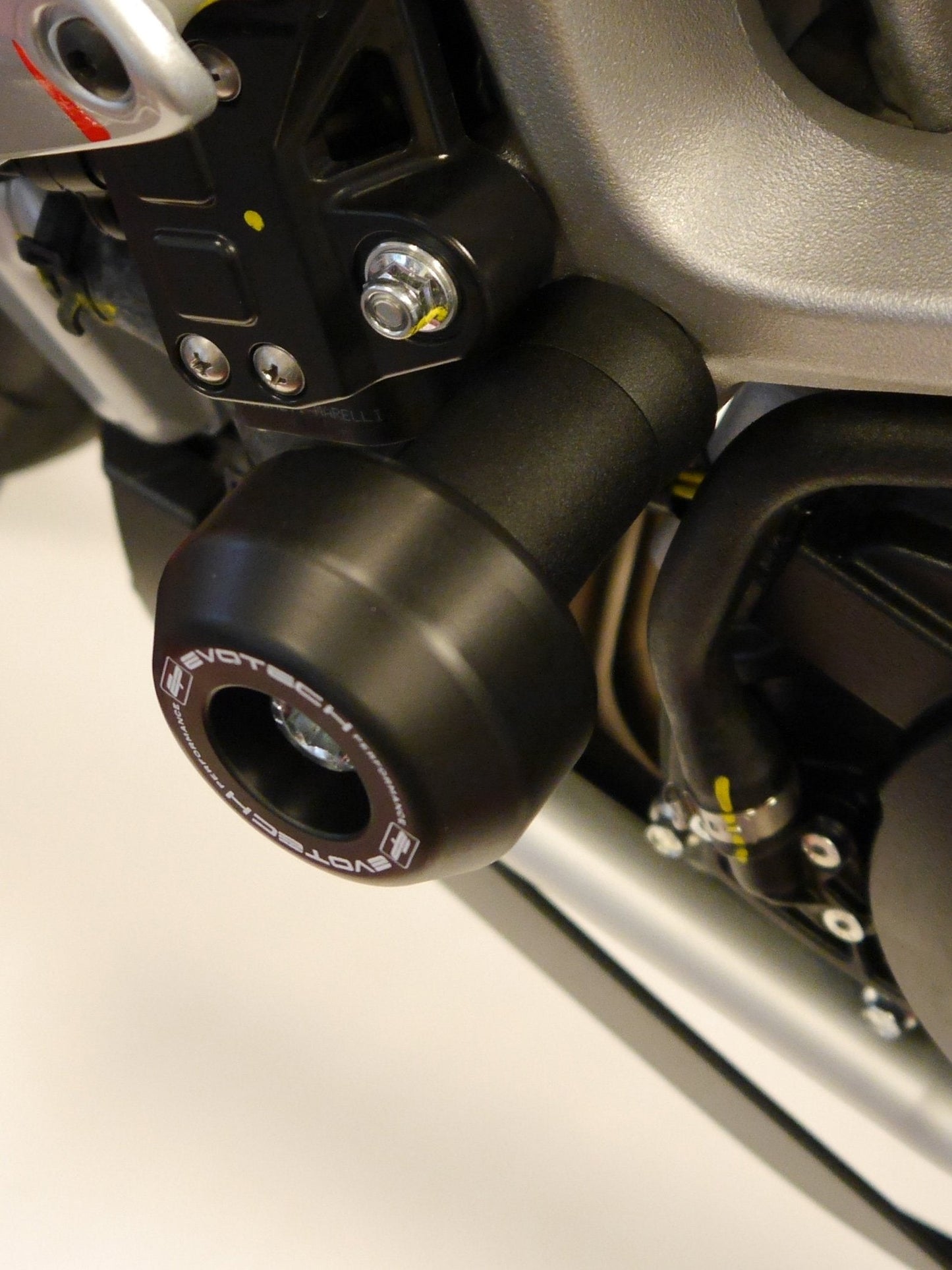 EP Aprilia Tuono V4 1100 Factory Crash Protection Bobbins 2015 - 2016