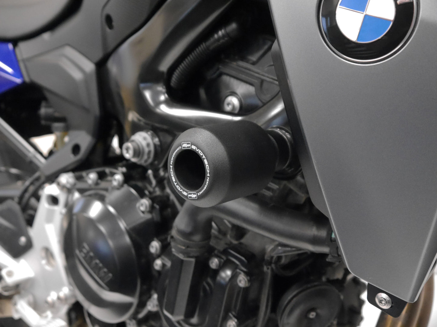 Evotech BMW F 900 R Crash Bobbins (2020+)